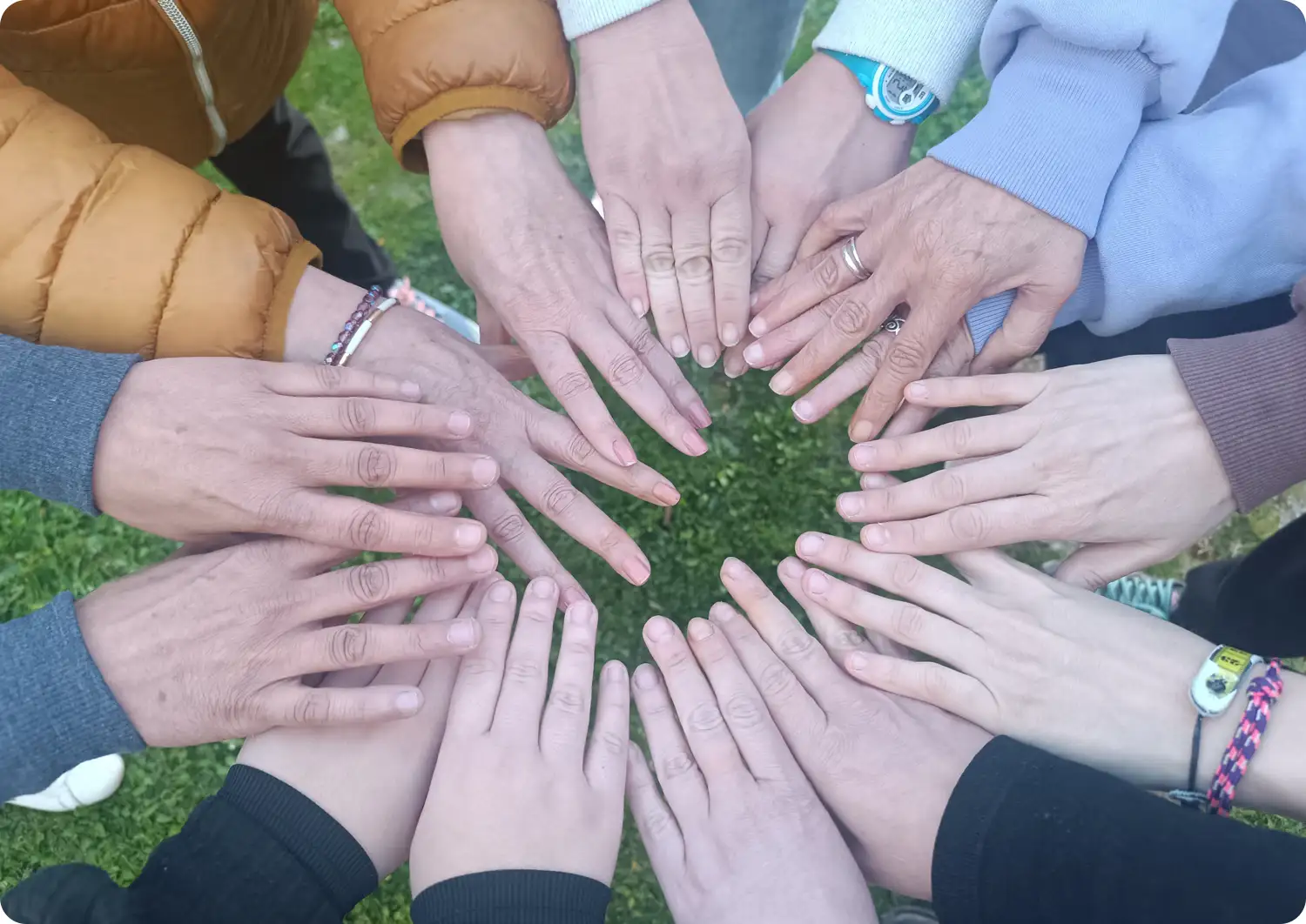 Actividades en la Residencia Hestia Esquerdo: Una Primavera de Enriquecimiento y Colaboración