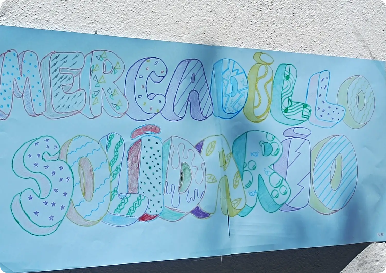 El Mercadillo Solidario de Hestia Esquerdo, un evento que combina solidaridad y creatividad.