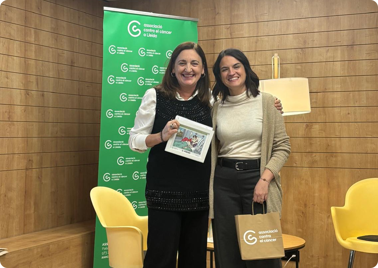 Reconocimiento a Eva Caselles en el IV Edición de Relatos